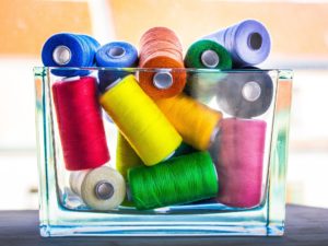 Read more about the article Vanhasta uutta – poimi parhaat vinkit ekologisiin ompeluideoihin!